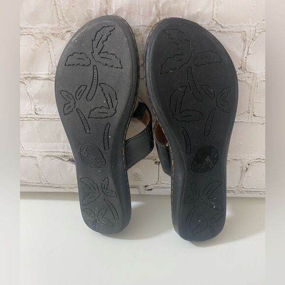 b.o.c. Black and Tan Sandals - Picture 3 of 5